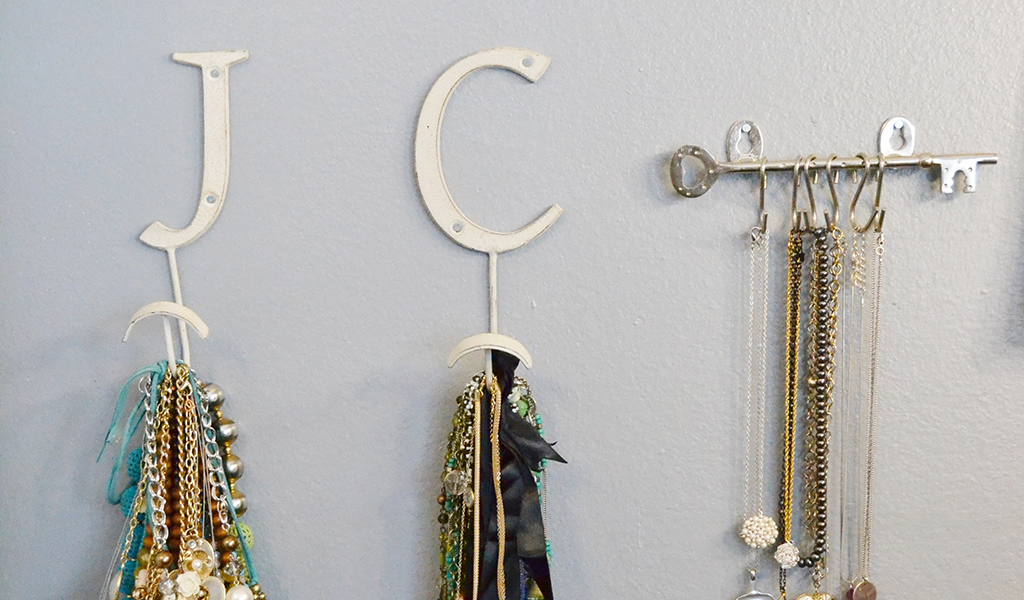 Hangers & Hooks Organization - 26 Clementinebeanhooks